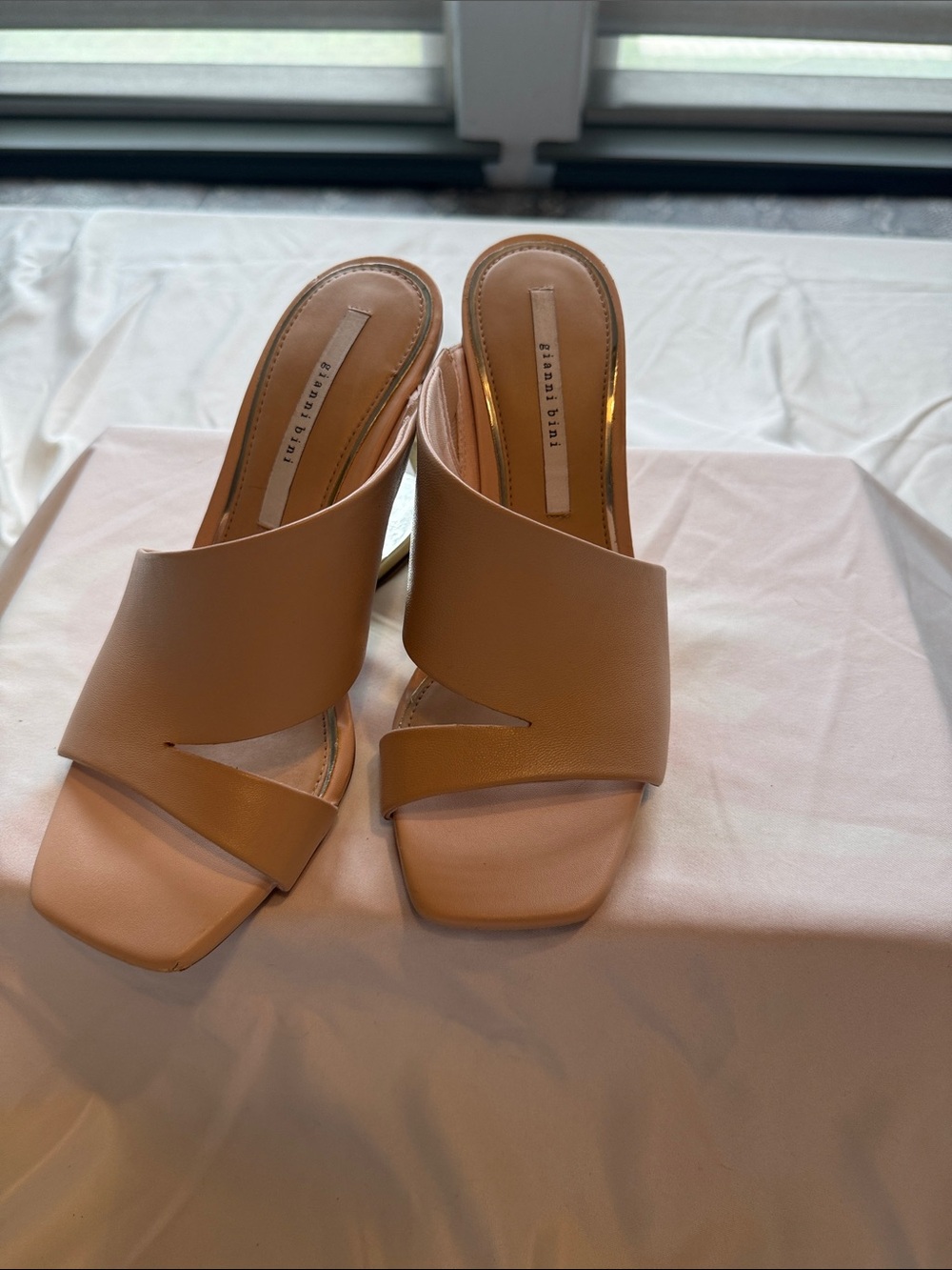 Gianni Bini Nude Tan Slide Heels